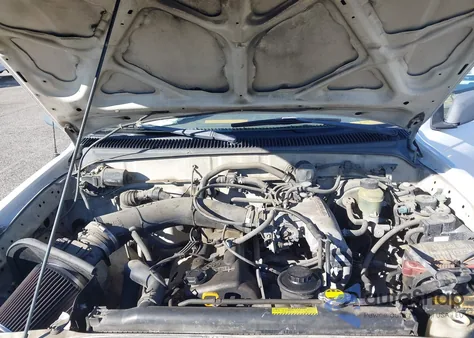 1999 Toyota Tacoma from USA, damaged, VIN 4TAVL52N8XZ475061